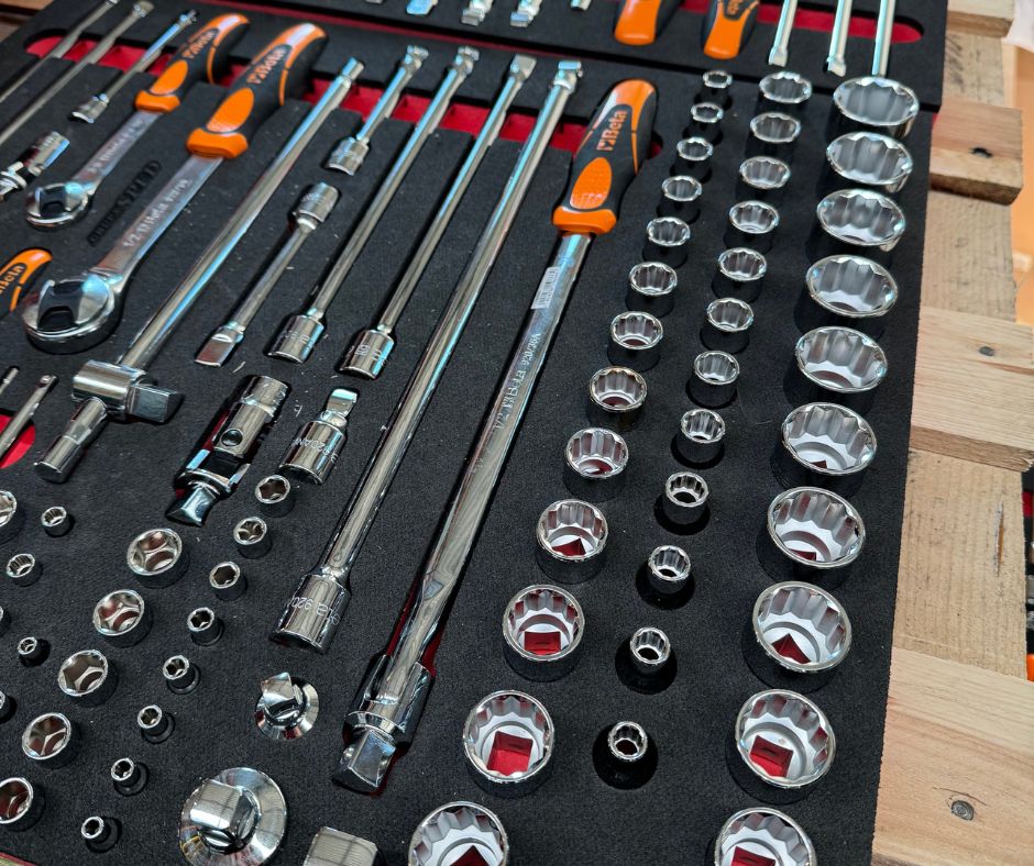 Tool Control System – jak nowoczesne technologie poprawiają organizację ...
